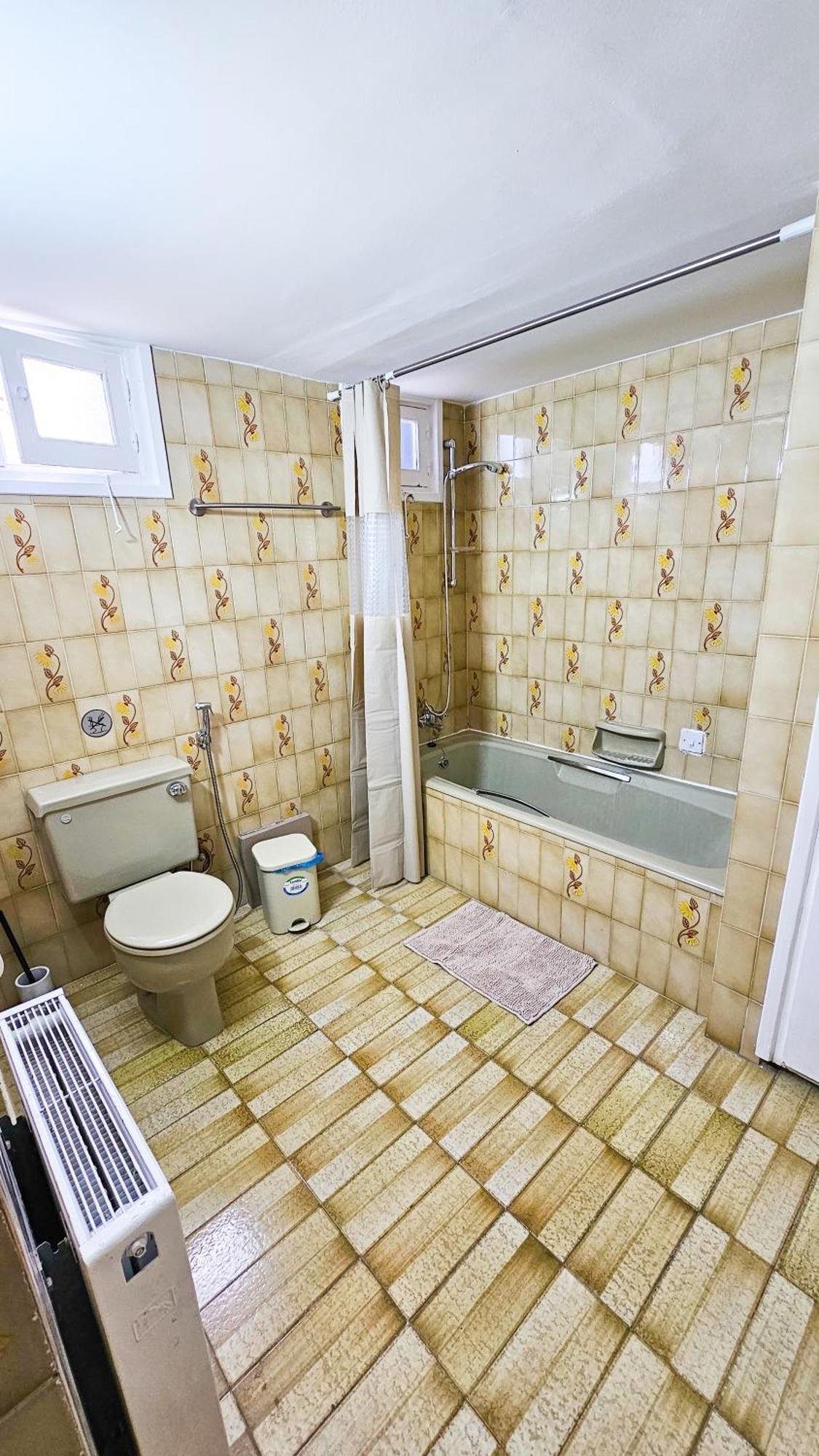 The Lemon Tree Hostel Larnaca Dış mekan fotoğraf