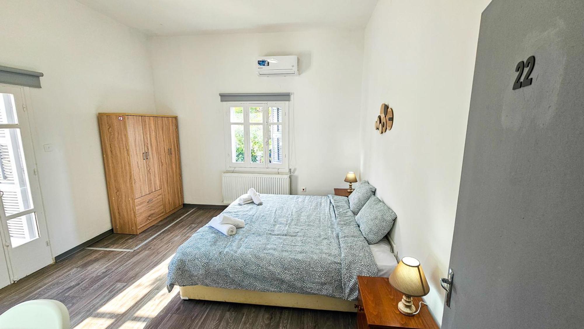 The Lemon Tree Hostel Larnaca Dış mekan fotoğraf